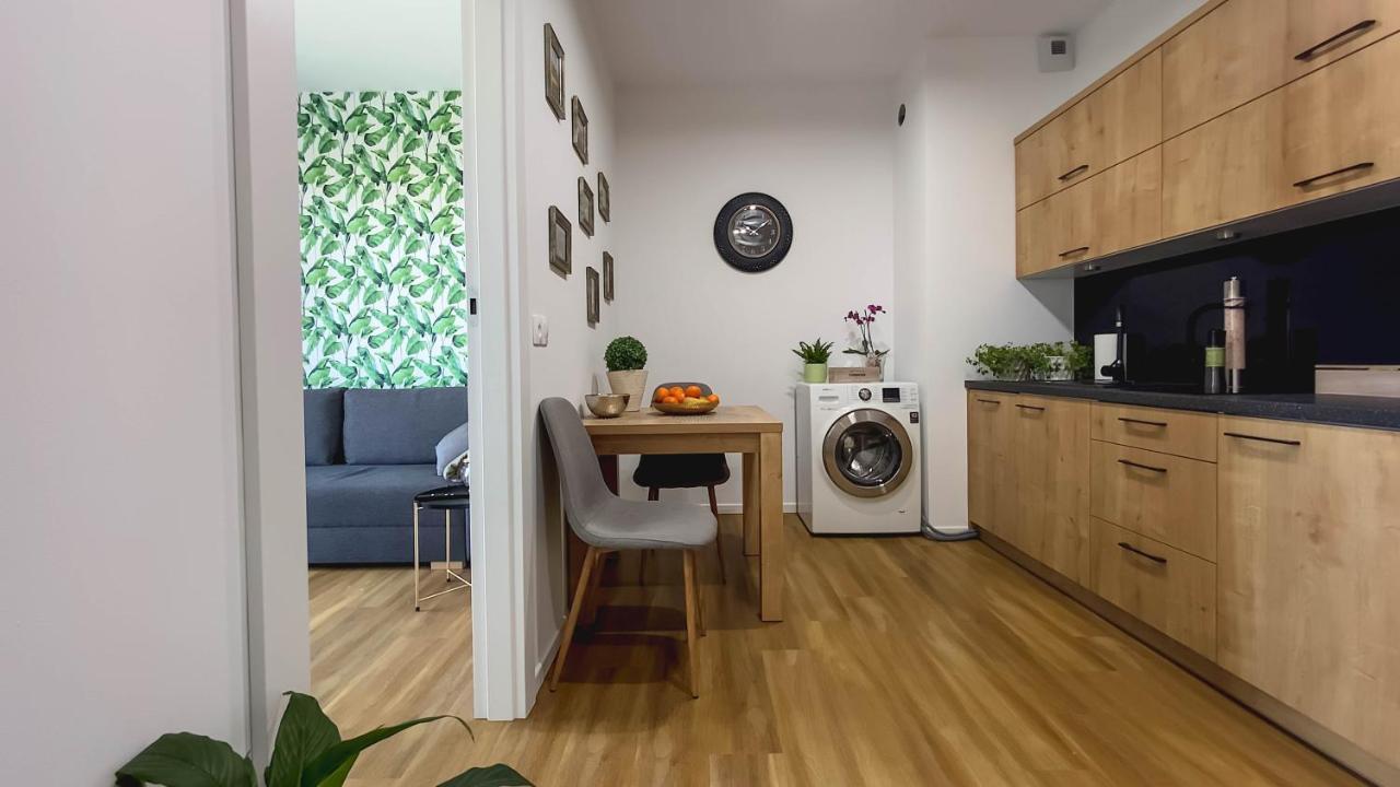 Apartament Naturalny-Lake Apartments, Osiedle Calamo Park-Olsztyn 奥尔什丁 外观 照片